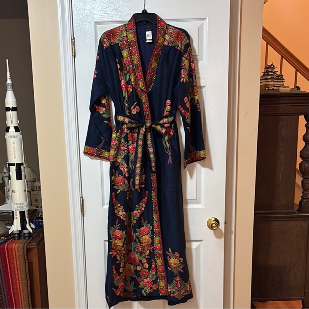 Luxurious Hand Embroidered Floral Belt Tie Robe Autumn Colors Navy Gold Green